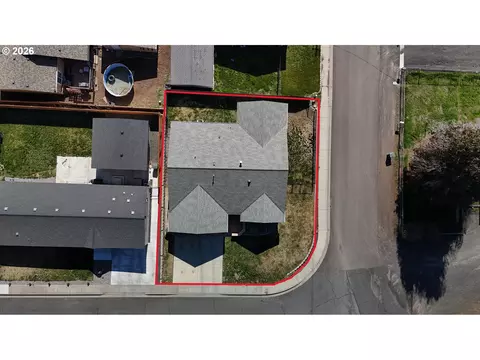 View/Area - 3510 NE King Pl, Pendleton, OR 97801 photo 4 of 4