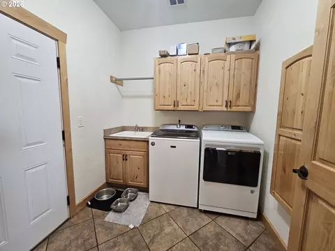 Other - 3510 NE King Pl, Pendleton, OR 97801 photo 4 of 11