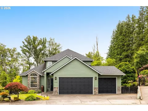 3245 SE Hall Ct, Troutdale, OR 97060