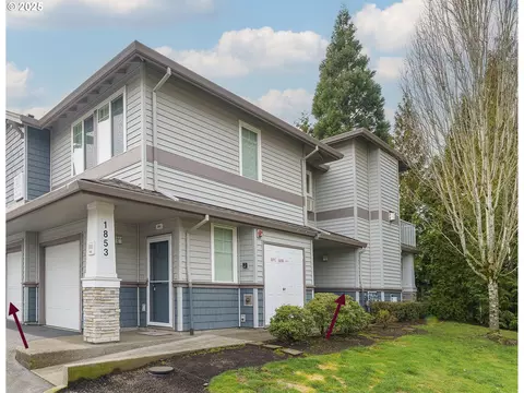 1853 NE 101st Ave #102, Hillsboro, OR 97006