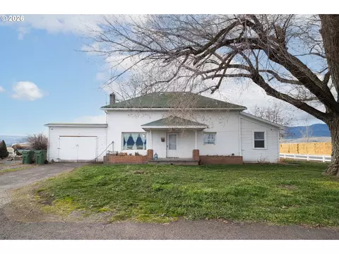 63150 Booth Ln, La Grande, OR 97850