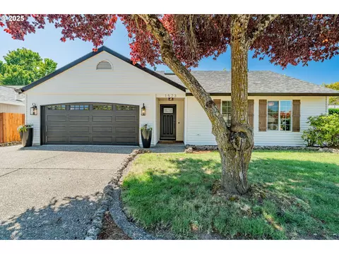 1573 SW 209th Ave, Beaverton, OR 97003