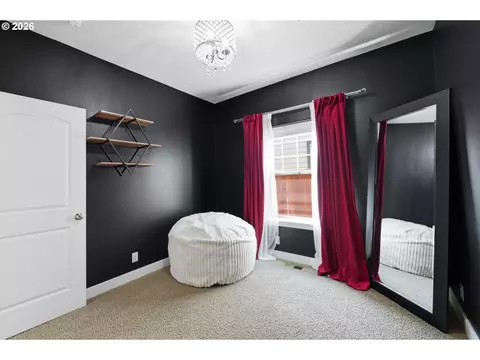 Bedroom - 3622 Stark St, Eugene, OR 97404 photo 3 of 5