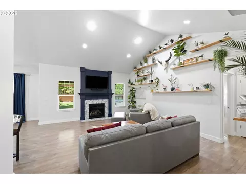 Living - 3622 Stark St, Eugene, OR 97404 photo 1 of 3