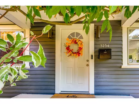 5254 NE 30th Ave, Portland, OR 97211
