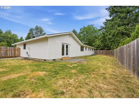 Exterior - 1543 NE 16th Way, Gresham, OR 97030 photo 7 of 7