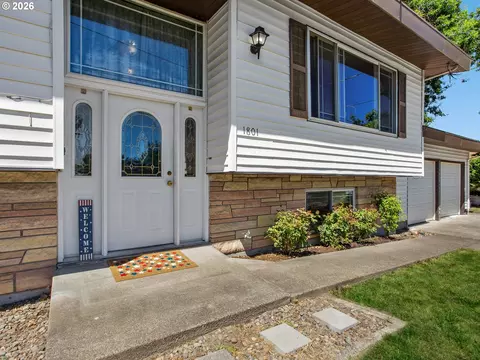 1801 E Laurel Dr, Newberg, OR 97132 photo 6