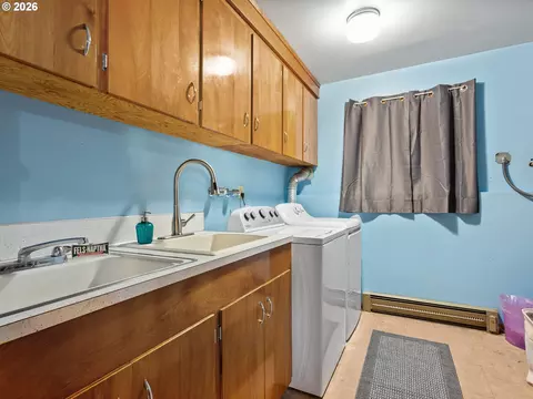 1801 E Laurel Dr, Newberg, OR 97132 photo 26