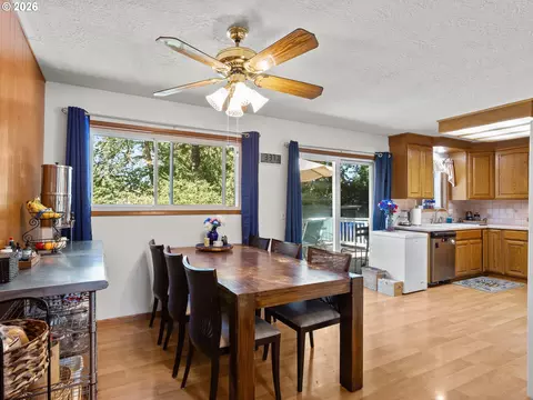1801 E Laurel Dr, Newberg, OR 97132 photo 12