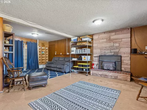 1801 E Laurel Dr, Newberg, OR 97132 photo 28