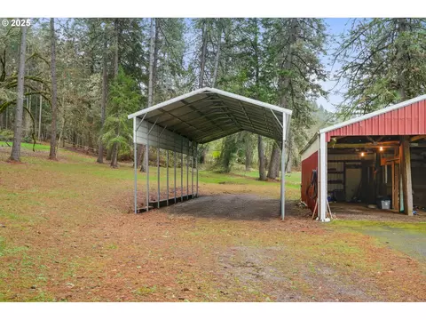 Exterior - 28198 Briggs Hill Rd, Eugene, OR 97405 photo 3 of 17