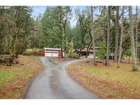 Exterior - 28198 Briggs Hill Rd, Eugene, OR 97405 photo 7 of 17