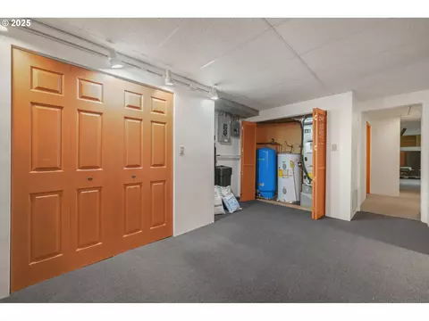 Other - 28198 Briggs Hill Rd, Eugene, OR 97405 photo 7 of 8