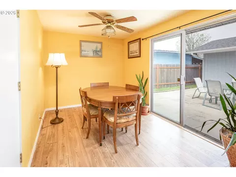 Dining - 3430 E St, Springfield, OR 97478 photo 1 of 2