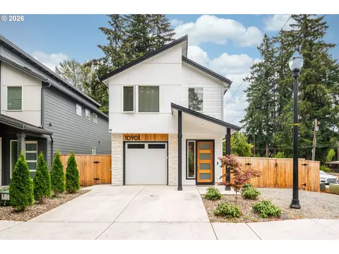 10901 NE 64th Ct, Vancouver, WA 98686