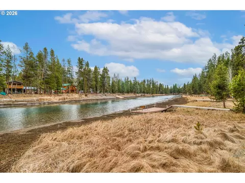 View/Area - 56340 Solar Dr, Bend, OR 97707 photo 1 of 3