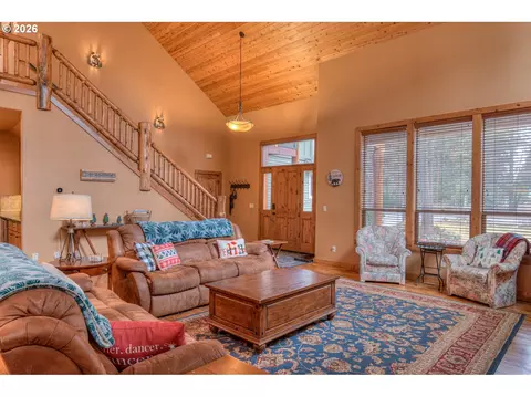 Living - 56340 Solar Dr, Bend, OR 97707 photo 3 of 5