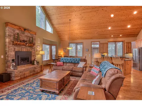 Living - 56340 Solar Dr, Bend, OR 97707 photo 1 of 5