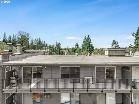 200 SW Burnham Rd #T404, Lake Oswego, OR 97034