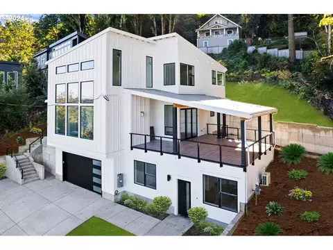 9316 NW Hardy Ave, Portland, OR 97231