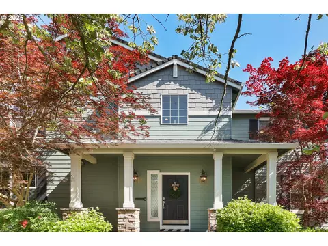 3695 SE Honeysuckle Pl, Hillsboro, OR 97123