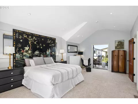 Bedroom - 2883 Lord Byron Pl, Eugene, OR 97408 photo 1 of 5
