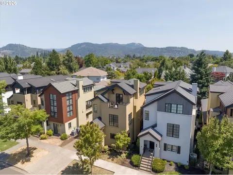 View/Area - 2883 Lord Byron Pl, Eugene, OR 97408 photo 1 of 4