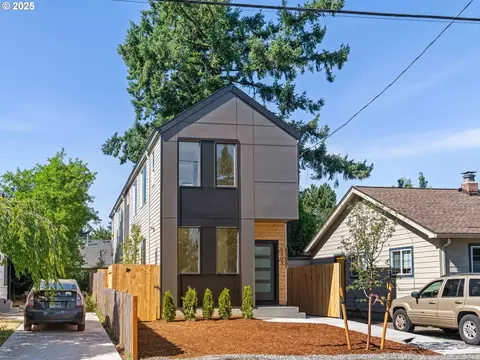 5303 SE Malden St #1, Portland, OR 97206