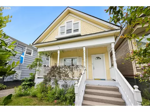 1307 SE 37th Ave, Portland, OR 97214