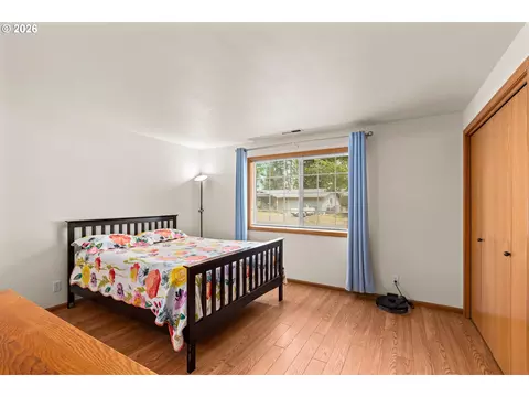 2484 Melrose Loop, Eugene, OR 97402 photo 14