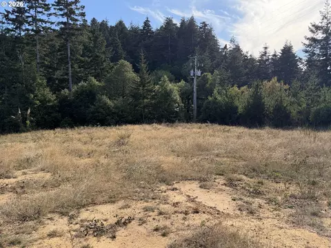 851 12th St, Port Orford, OR 97465
