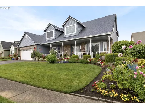 Exterior - 2745 NE Kelly Pl, Gresham, OR 97030 photo 2 of 14