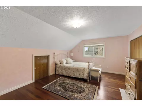 Other - 2745 NE Kelly Pl, Gresham, OR 97030 photo 6 of 11