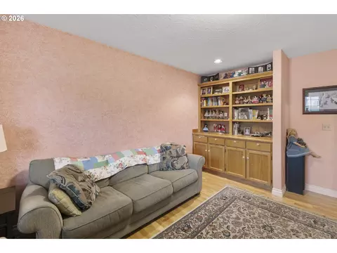 Other - 2745 NE Kelly Pl, Gresham, OR 97030 photo 3 of 11