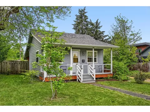 1850 Monroe St, Eugene, OR 97402