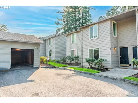 10900 SW 76th Pl #43, Portland, OR 97223