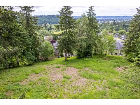 945 Edinburgh Ct, Kelso, WA 98626