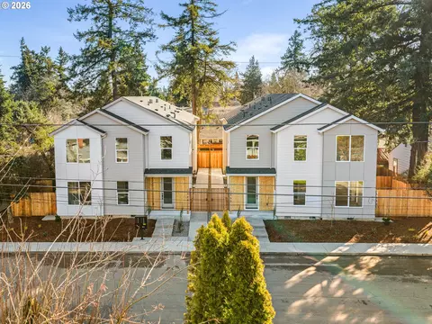 7468 SE Tolman St, Portland, OR 97206