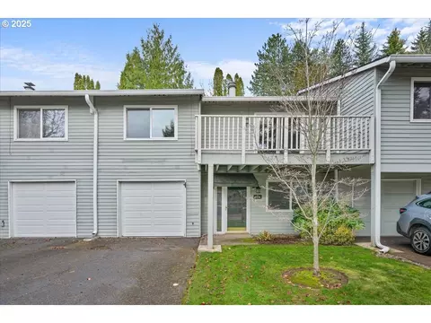 3816 Botticelli St #7, Lake Oswego, OR 97035