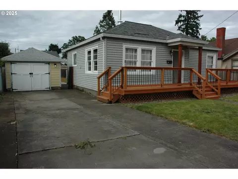 124 S 20th St, Saint Helens, OR 97051