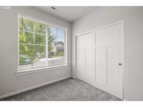 Bedroom - 4240 SW Mawrcrest Ave, Gresham, OR 97080 photo 1 of 4