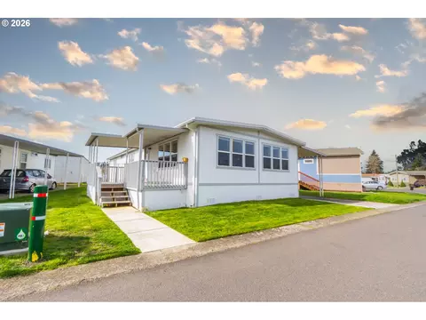 13900 SE Highway 212 #186, Clackamas, OR 97015