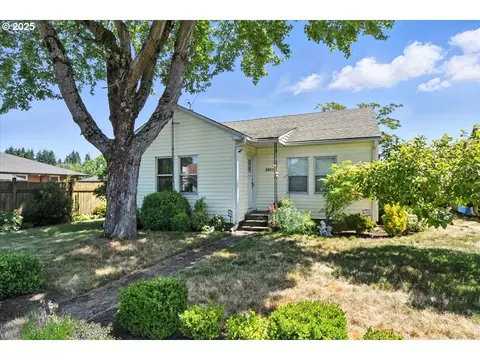 3813 V St, Vancouver, WA 98663