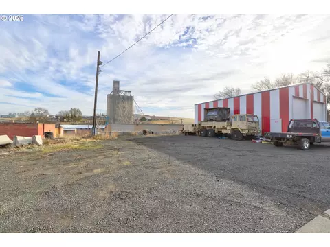 105 Main St, Moro, OR 97039 photo 4