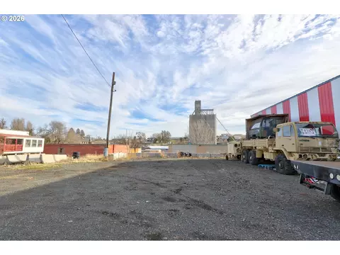 105 Main St, Moro, OR 97039 photo 5