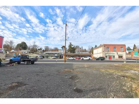 105 Main St, Moro, OR 97039 photo 3