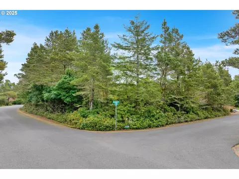oceana dr, Florence, OR 97439