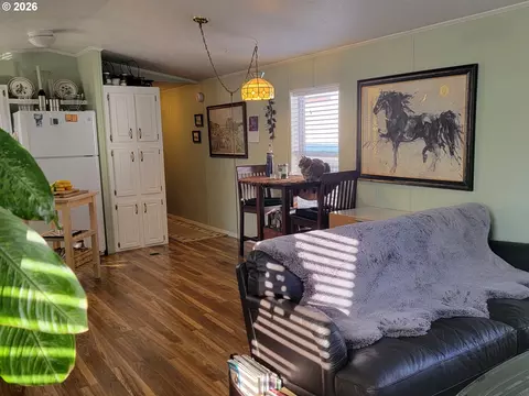2980 NE Division St, Gresham, OR 97030 photo 6