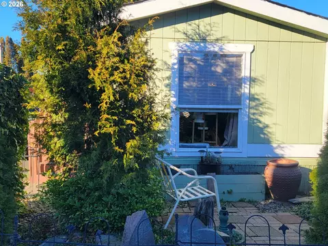 2980 NE Division St, Gresham, OR 97030 photo 3