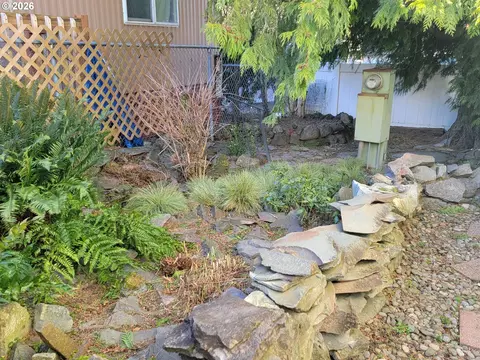 2980 NE Division St, Gresham, OR 97030 photo 18